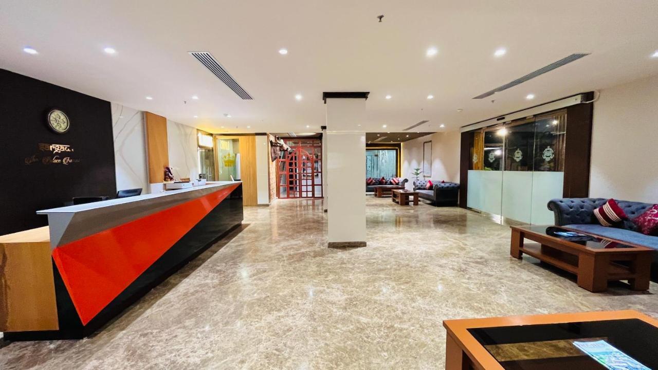 Sargawa The Palace Resort アンビカプル エクステリア 写真